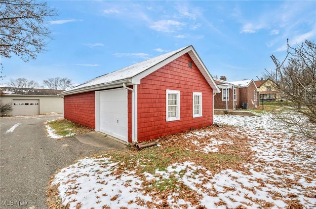 135 Wooster Street NW, Navarre, OH 44662