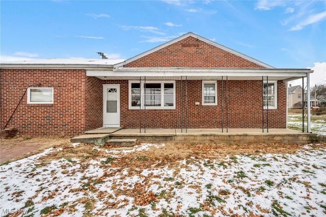 135 Wooster Street NW, Navarre, OH 44662