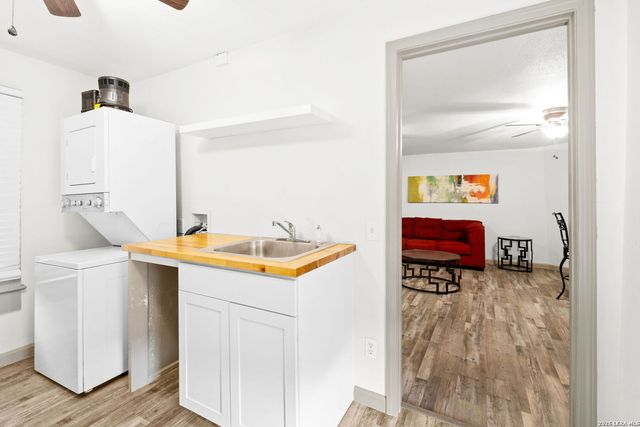 3106 Zarzamora, San Antonio, TX 78201