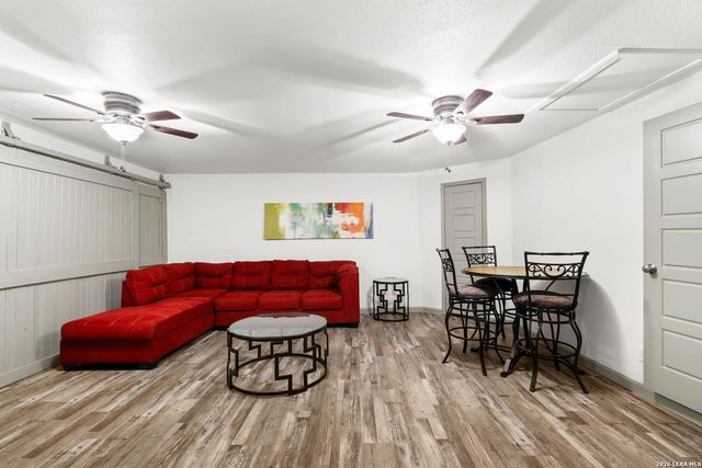 3106 Zarzamora, San Antonio, TX 78201