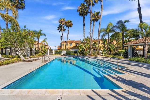 23 Fleurance, Laguna Niguel, CA 92677