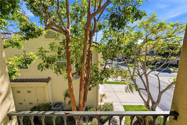 23 Fleurance, Laguna Niguel, CA 92677