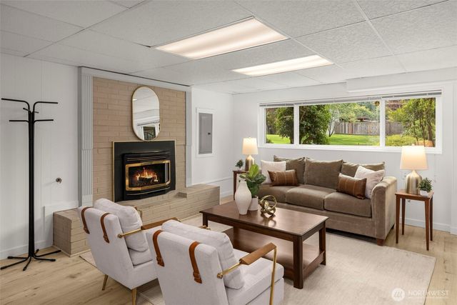 2520 166th Avenue NE, Bellevue, WA 98008