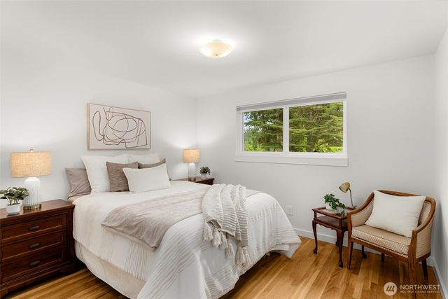 2520 166th Avenue NE, Bellevue, WA 98008