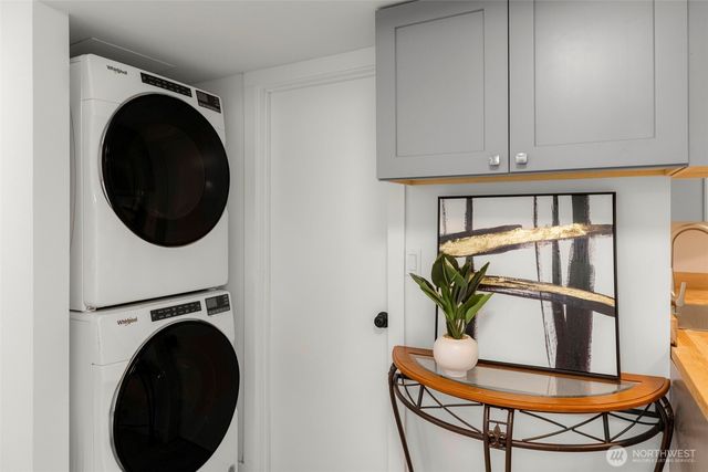 2520 166th Avenue NE, Bellevue, WA 98008