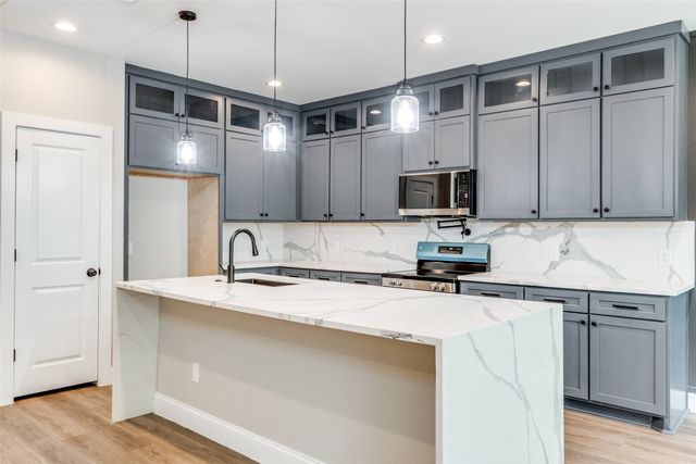 2818 Southland Street, Dallas, TX 75215