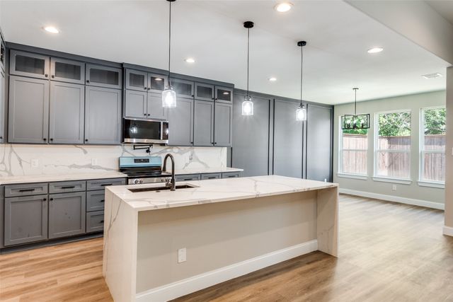 2818 Southland Street, Dallas, TX 75215