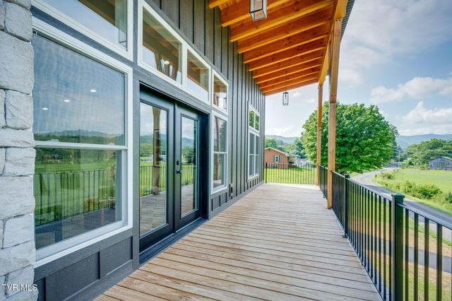 1385 Gap Creek Road, Elizabethton, TN 37643