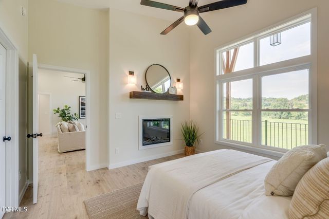 1385 Gap Creek Road, Elizabethton, TN 37643