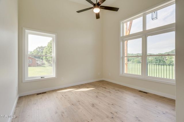1385 Gap Creek Road, Elizabethton, TN 37643