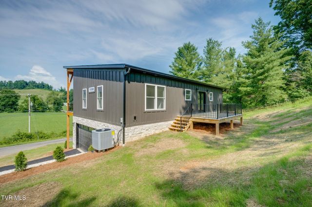 1385 Gap Creek Road, Elizabethton, TN 37643