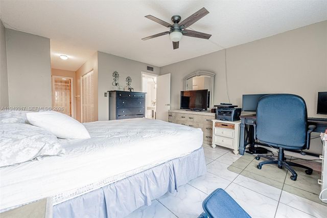 200 178th Dr 406, Sunny Isles Beach, FL 33160