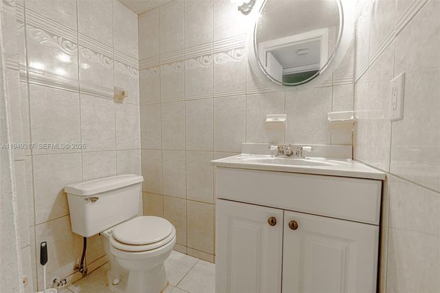 200 178th Dr 406, Sunny Isles Beach, FL 33160