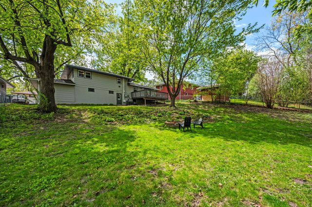 7000 Hill Place N, Crystal, MN 55427