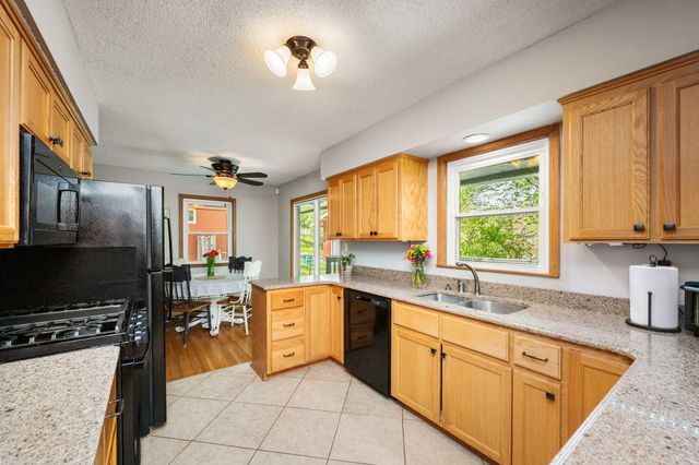 7000 Hill Place N, Crystal, MN 55427