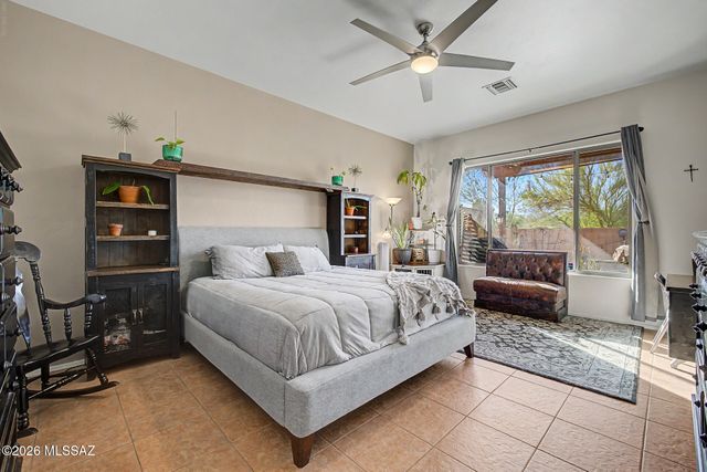 1339 N Golden Palomino Place, Tucson, AZ 85715