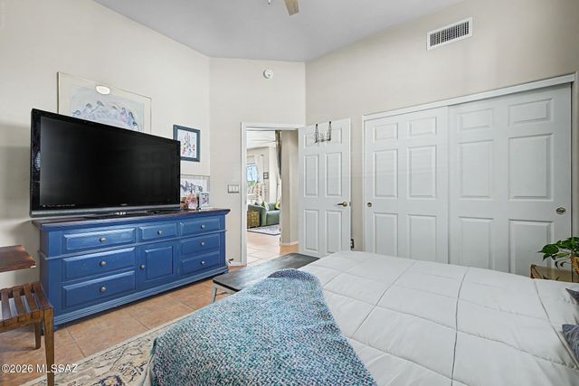 1339 N Golden Palomino Place, Tucson, AZ 85715