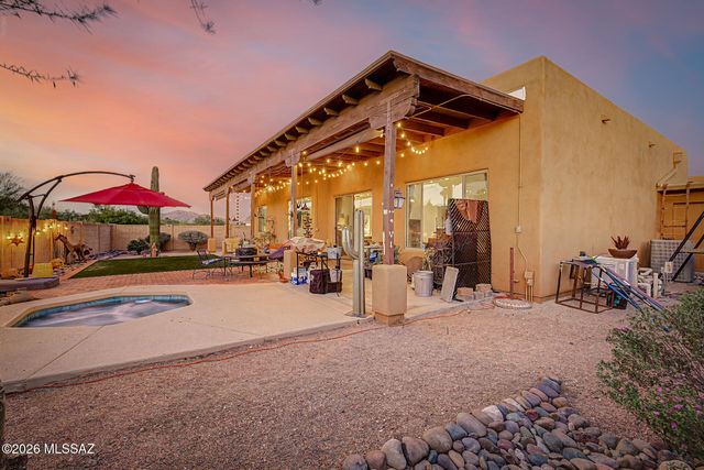 1339 N Golden Palomino Place, Tucson, AZ 85715