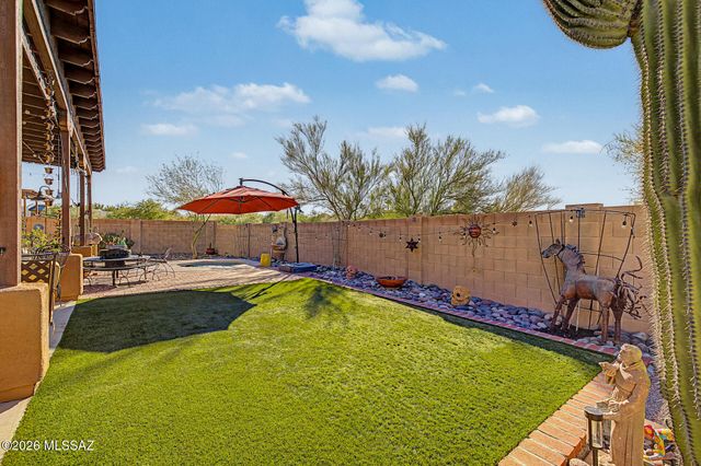 1339 N Golden Palomino Place, Tucson, AZ 85715
