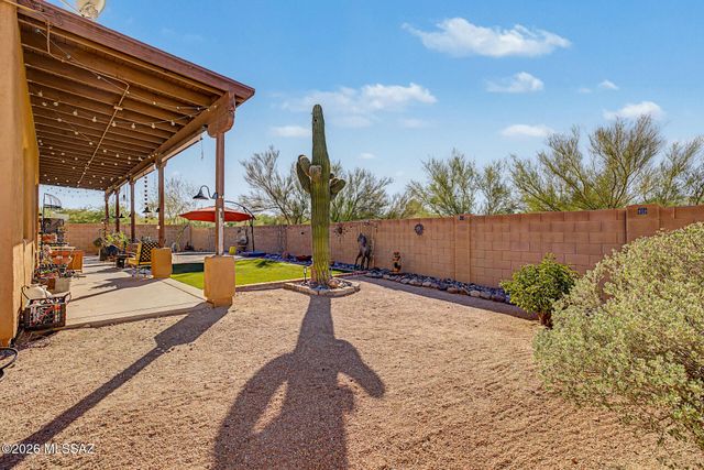 1339 N Golden Palomino Place, Tucson, AZ 85715