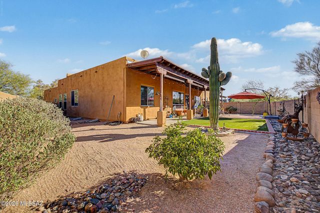 1339 N Golden Palomino Place, Tucson, AZ 85715