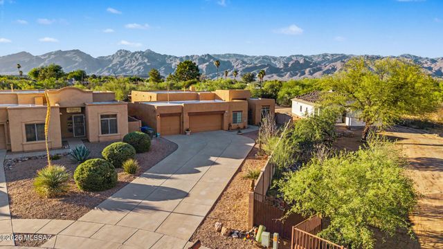 1339 N Golden Palomino Place, Tucson, AZ 85715