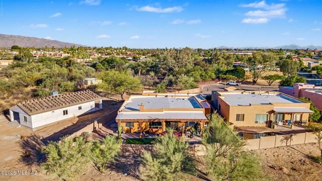 1339 N Golden Palomino Place, Tucson, AZ 85715