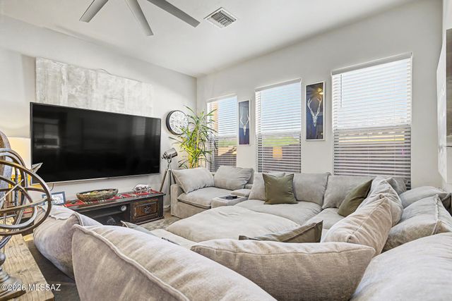 1339 N Golden Palomino Place, Tucson, AZ 85715