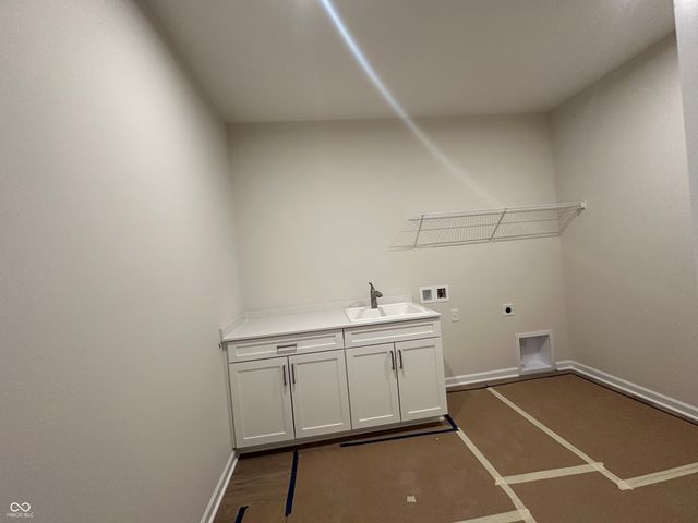 6250 Rippling Rock Drive, Plainfield, IN 46168