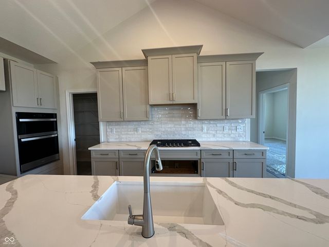 6250 Rippling Rock Drive, Plainfield, IN 46168