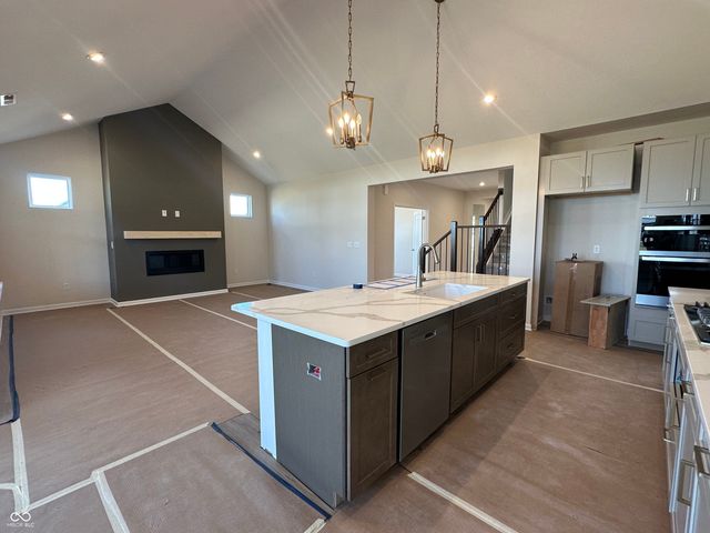 6250 Rippling Rock Drive, Plainfield, IN 46168