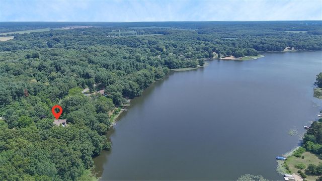 55835 Davis Lane, Dowagiac, MI 49047