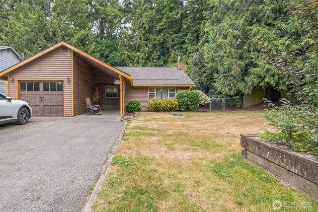 22180 Sea vista NE, Poulsbo, WA 98370