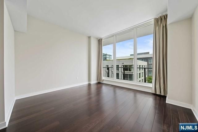 1200 Ave At Port Imperial 603, Weehawken, NJ 07086