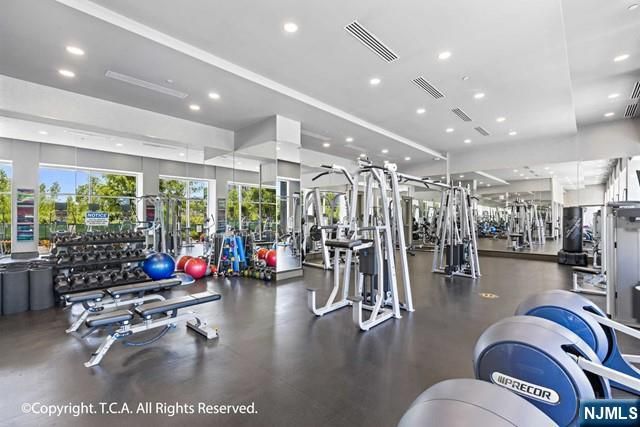 1200 Ave At Port Imperial 603, Weehawken, NJ 07086