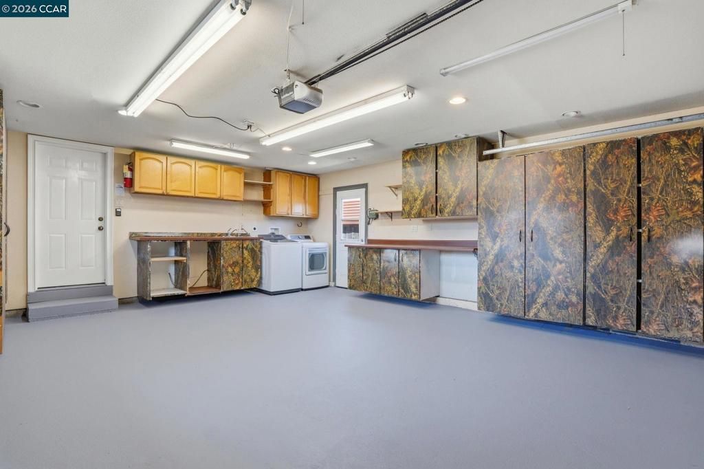 Image 30 of property listing at 2103 Deerwood Dr., Martinez, CA 94553