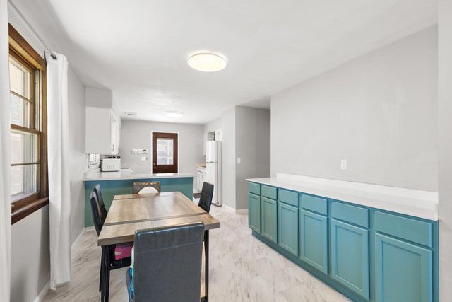1117 Ellis STREET, Waukesha, WI 53186