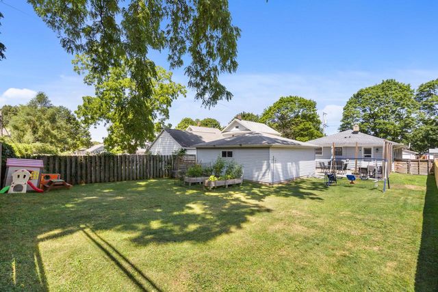 1117 Ellis STREET, Waukesha, WI 53186