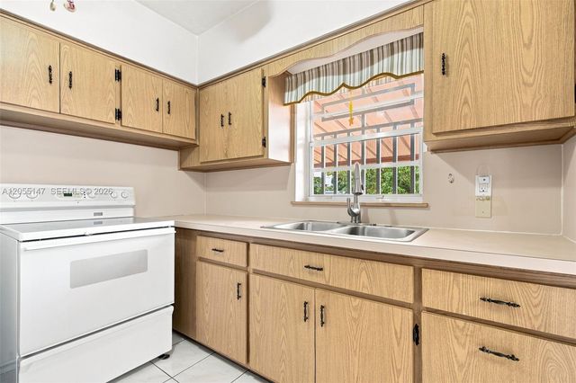 636 E 48th Street, Hialeah, FL 33013