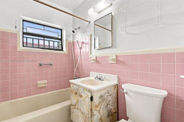 636 E 48th Street, Hialeah, FL 33013