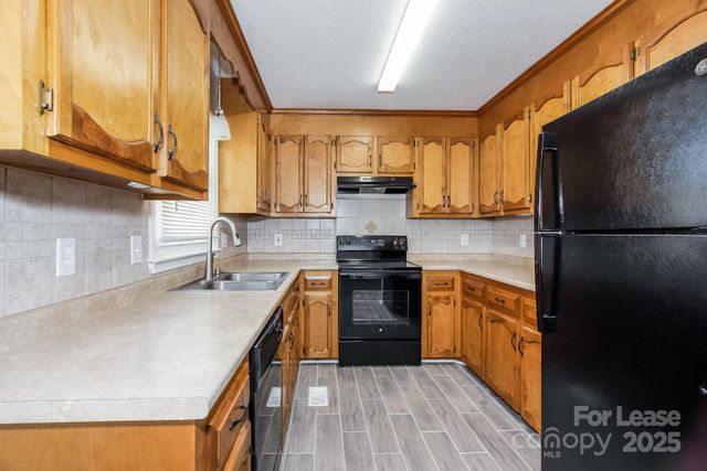 124 Shade Tree Court, Gastonia, NC 28056