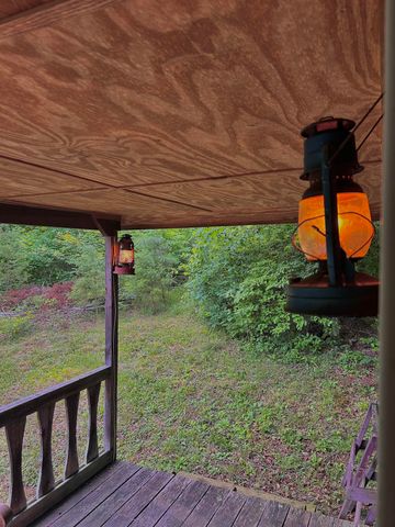 178 Greasy Creek Road, West Liberty, KY 41472