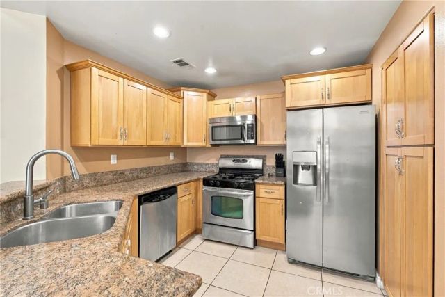 2931 Via Milano 201, Corona, CA 92879