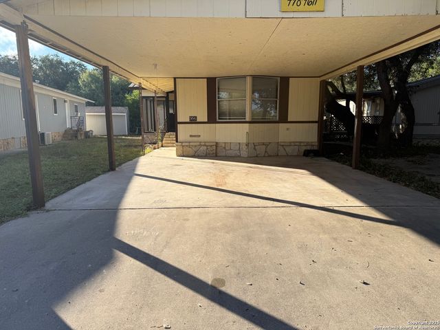 566 Bliss, Brackettville, TX 78832