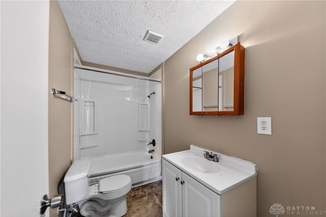 1614 Wilbur Avenue, Fairborn, OH 45324