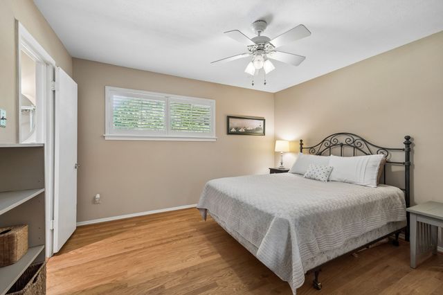 10832 Creekmere Drive, Dallas, TX 75218