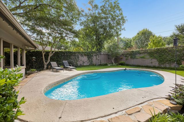 10832 Creekmere Drive, Dallas, TX 75218
