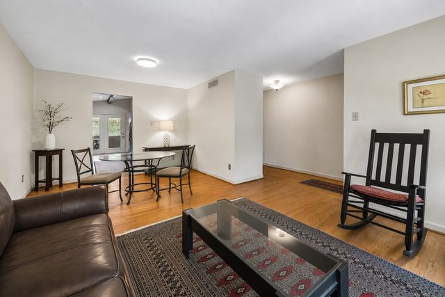10832 Creekmere Drive, Dallas, TX 75218