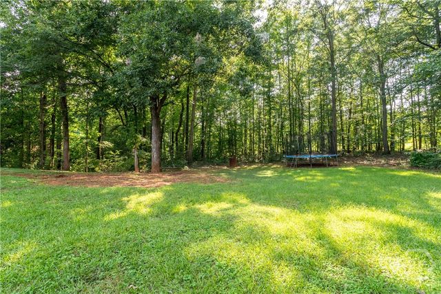 1537 Cardinal Lane, Winder, GA 30680
