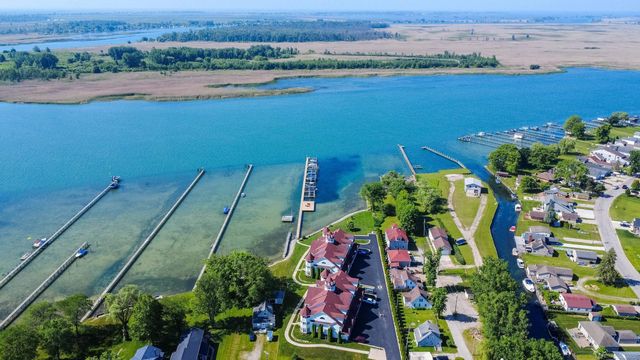 9994 Tashmoo Lane, Clay Twp, MI 48001